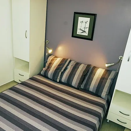 Apartments Maslina Primosten Exterior photo