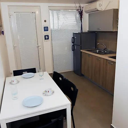 Apartments Maslina Primosten Exterior photo