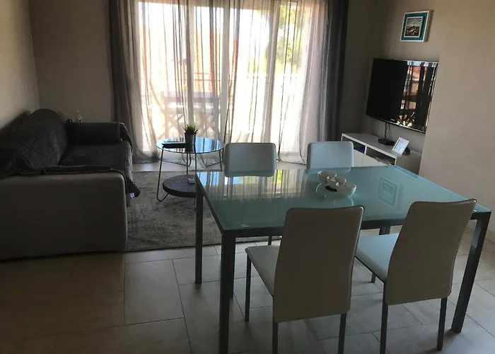 Apartments Maslina