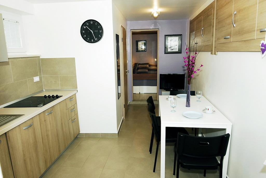 Apartment Maslina Primosten
